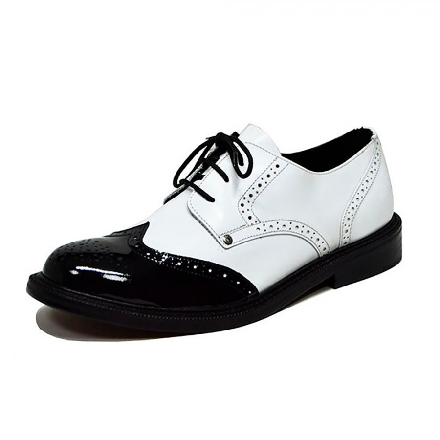 Zapatos Oxford blanco y negro hechos a